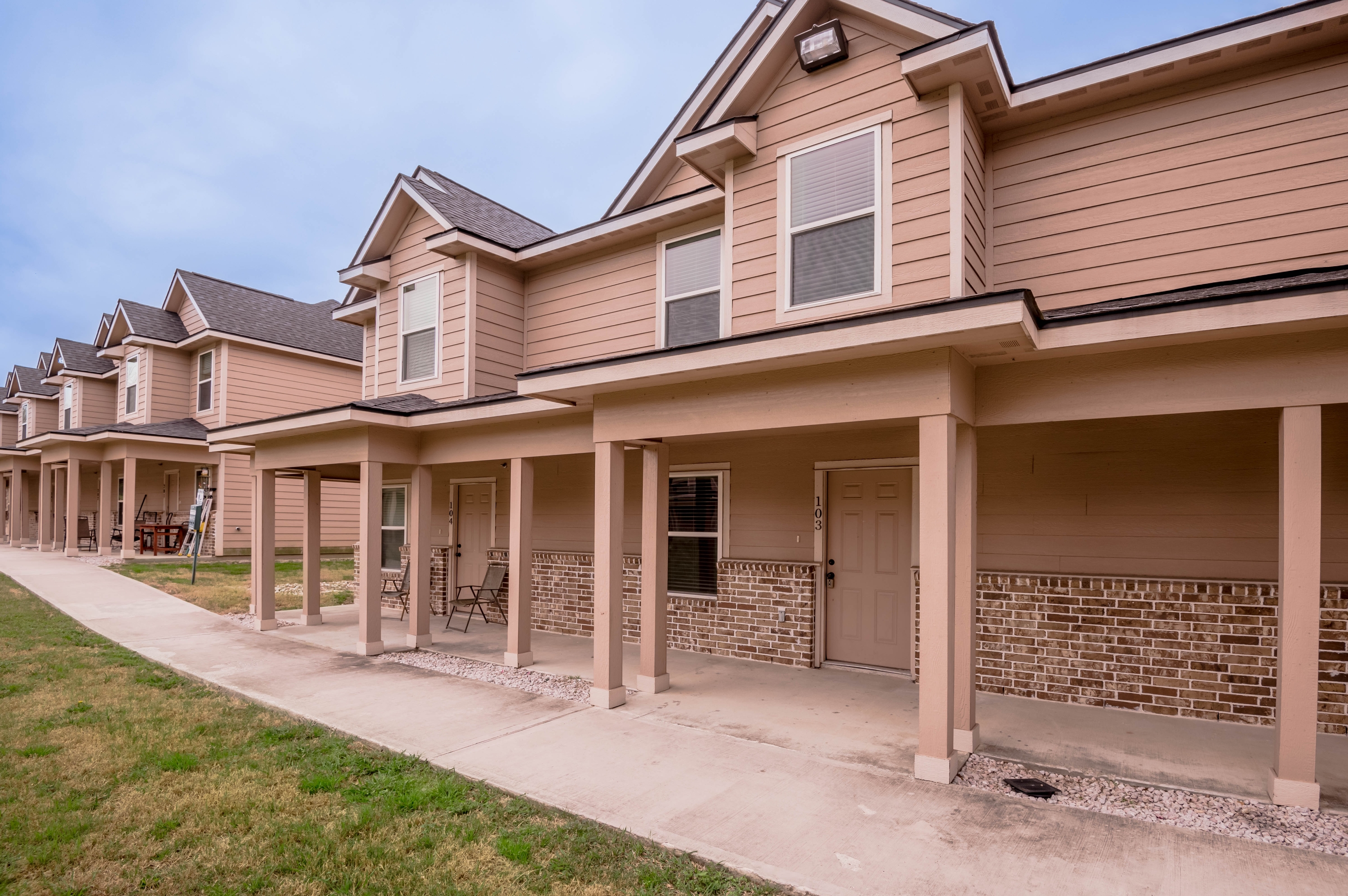 Property thumbnail image