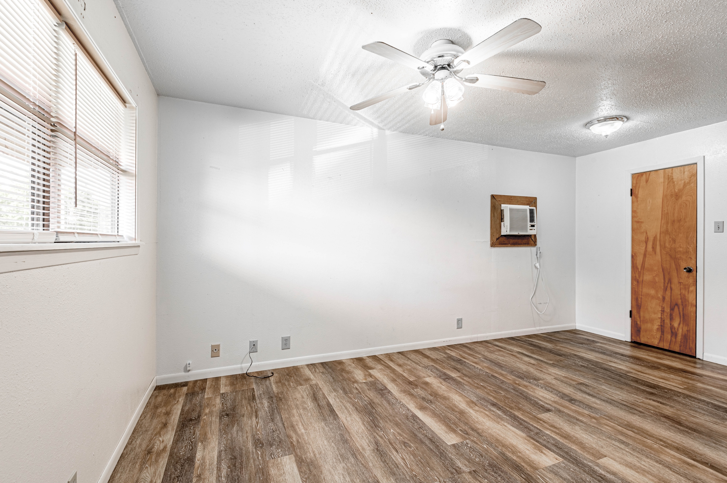 120 McAdams Lane - J