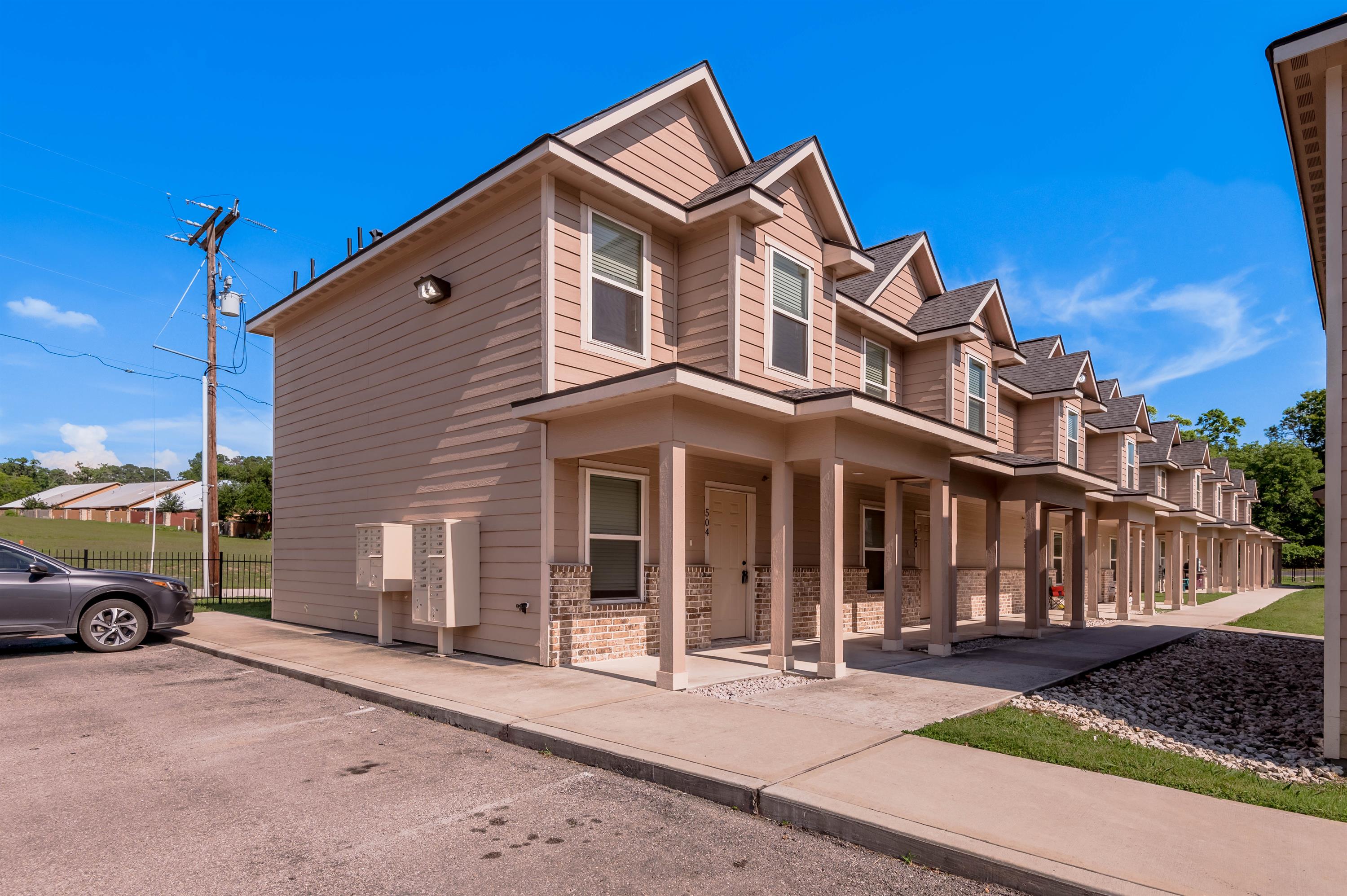 Property main image